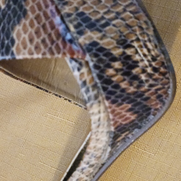 Womans  snake print platform heels size 7 - Picture 14 of 15